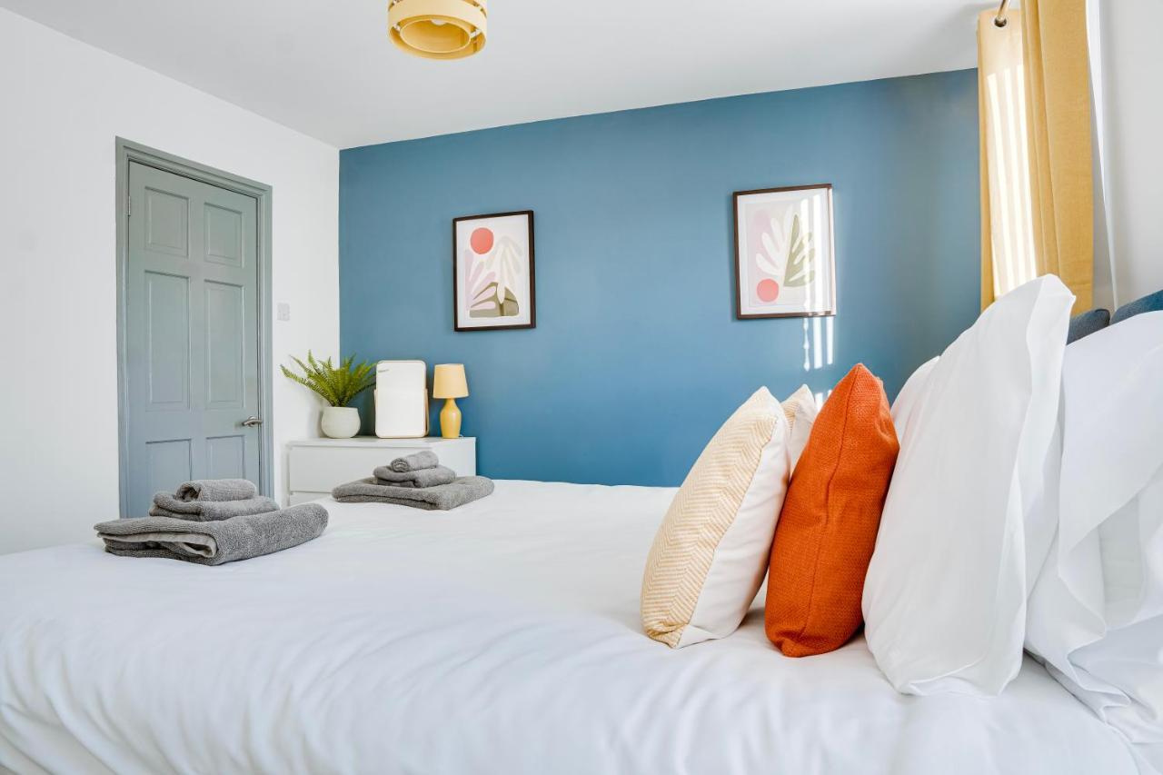 Cosy 3 Bedroom House Near Anfield Stadium リヴァプール エクステリア 写真