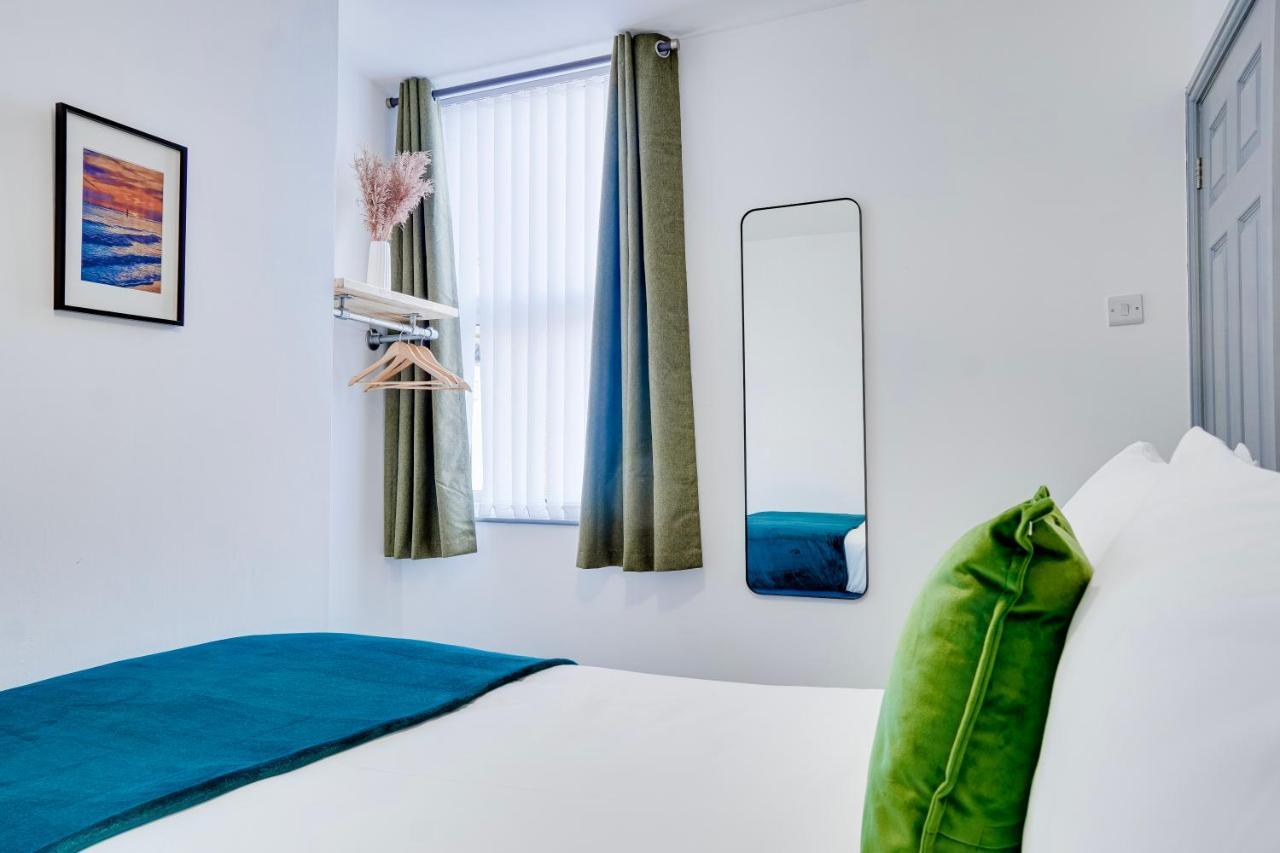 Cosy 3 Bedroom House Near Anfield Stadium リヴァプール エクステリア 写真
